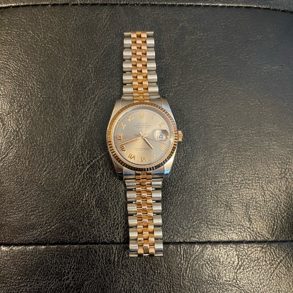 Oyster Perpetual Datejust 36 / box & warranty - Picture 2 of 4